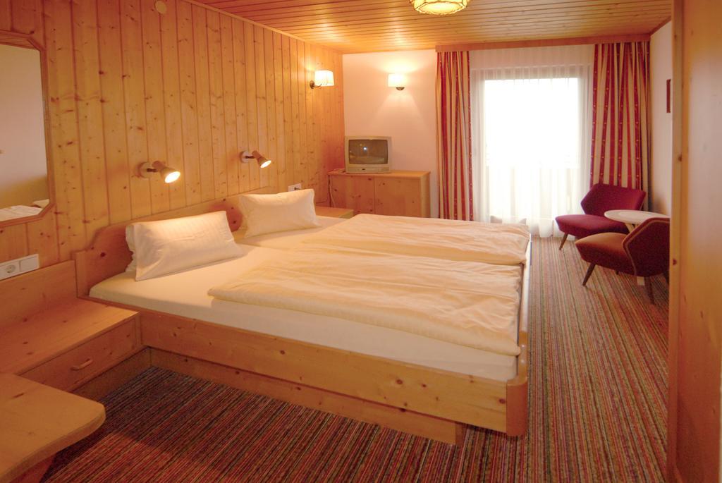 Landhotel Kielhuberhof Рамзау Номер фото
